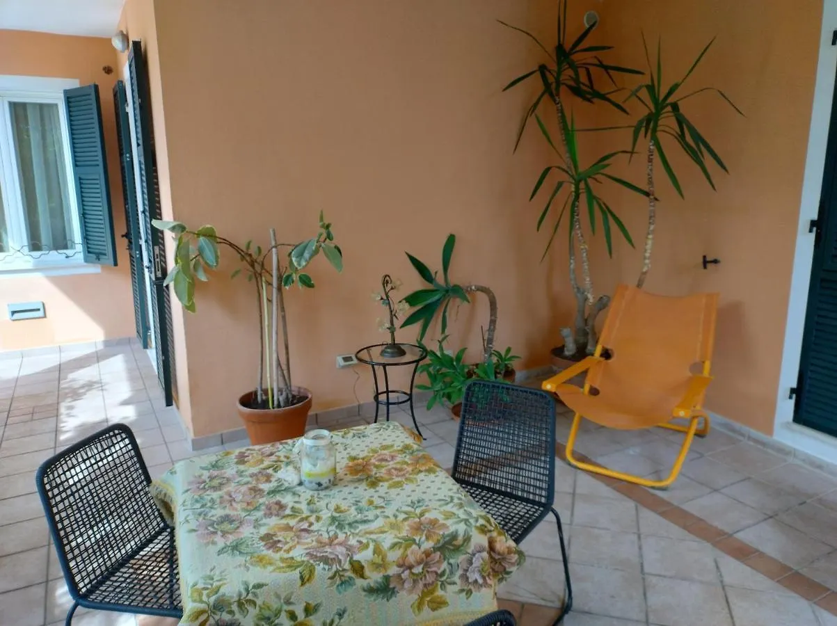Il Tempo Di Zia Palmira - Agriturismo Il Risveglio Apartment Imperia 0*,